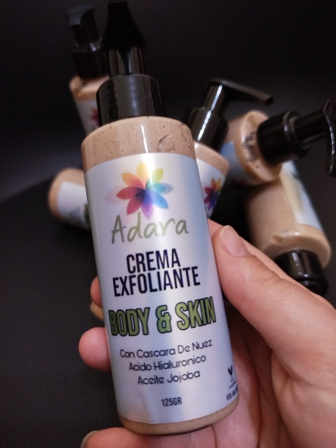 Crema exfoliante con cascara de nuez
