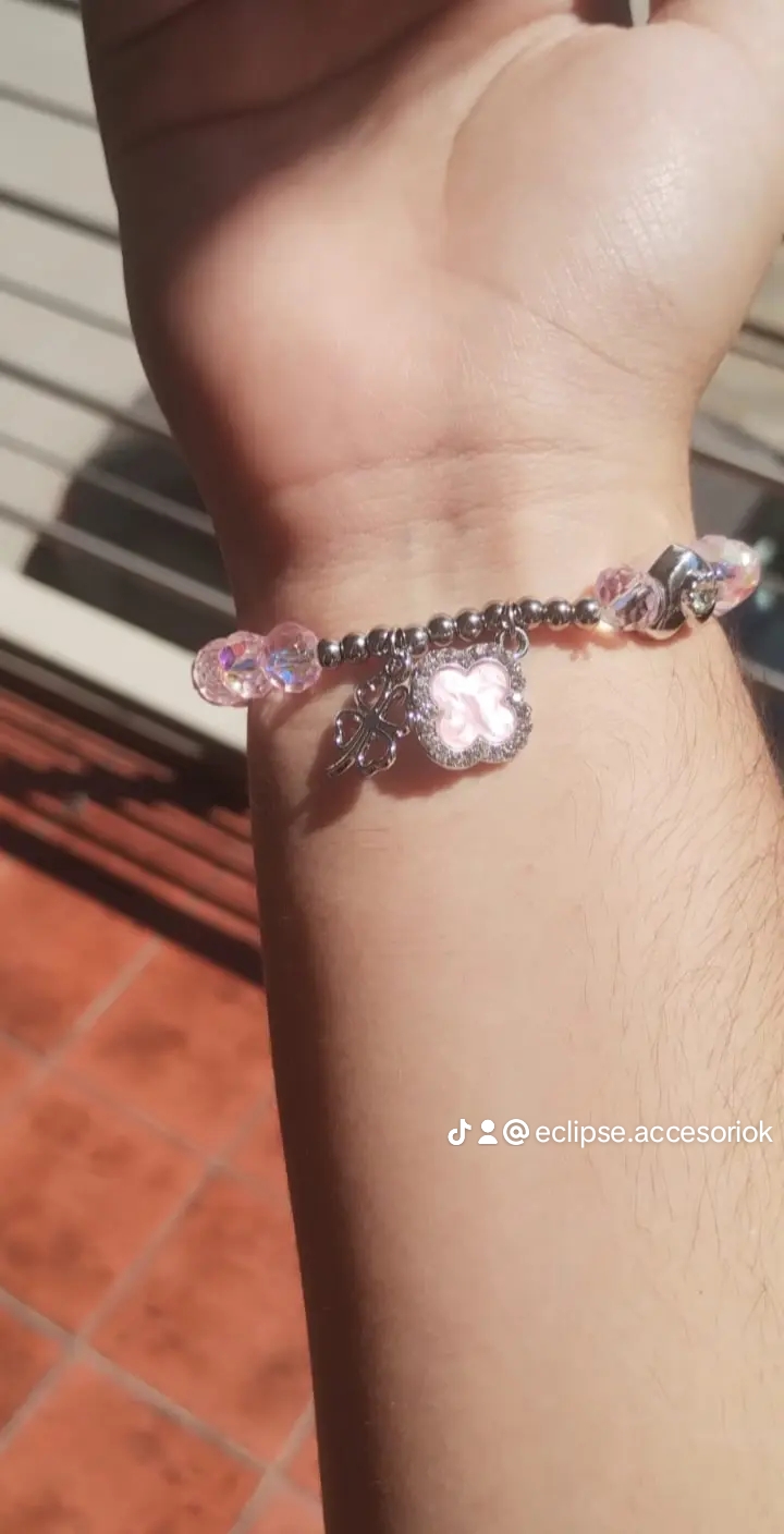 Pulseras con dije
