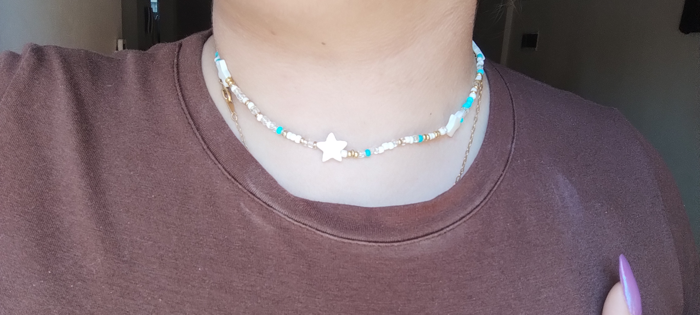 Collares piedras blancas