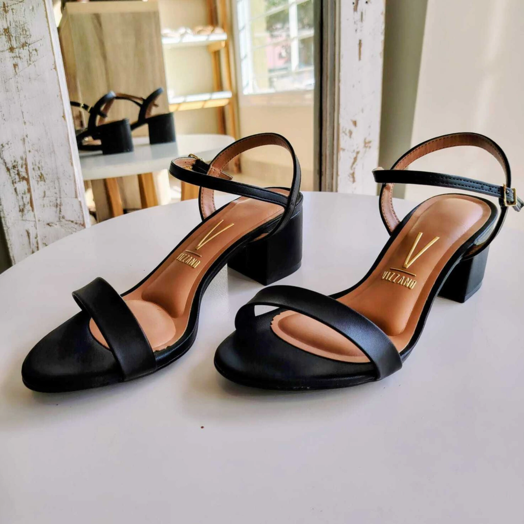 Sandalia Vizzano Negro Taco de 5 cm