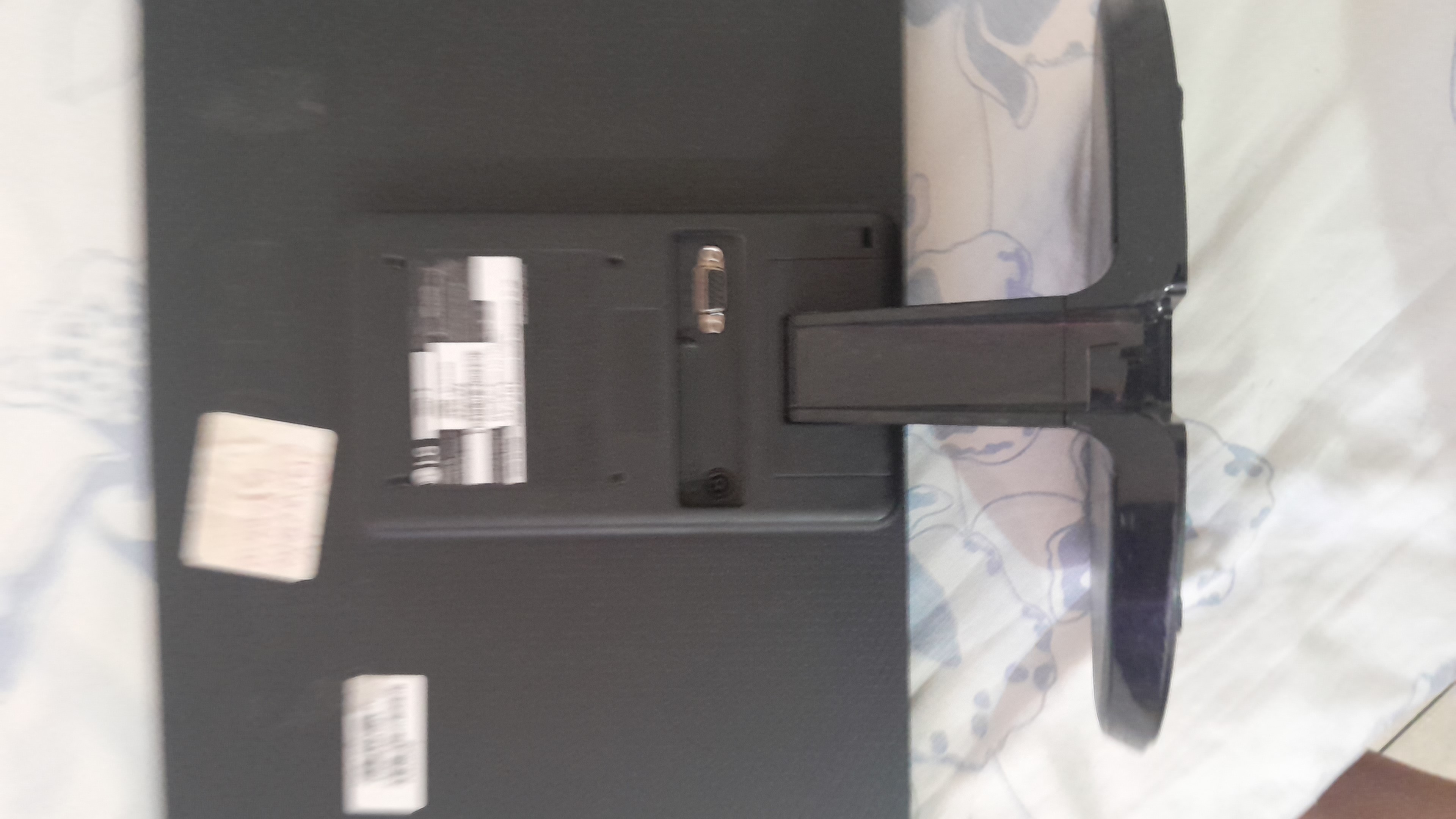 Monitor led 19 pulgadas sin cable power