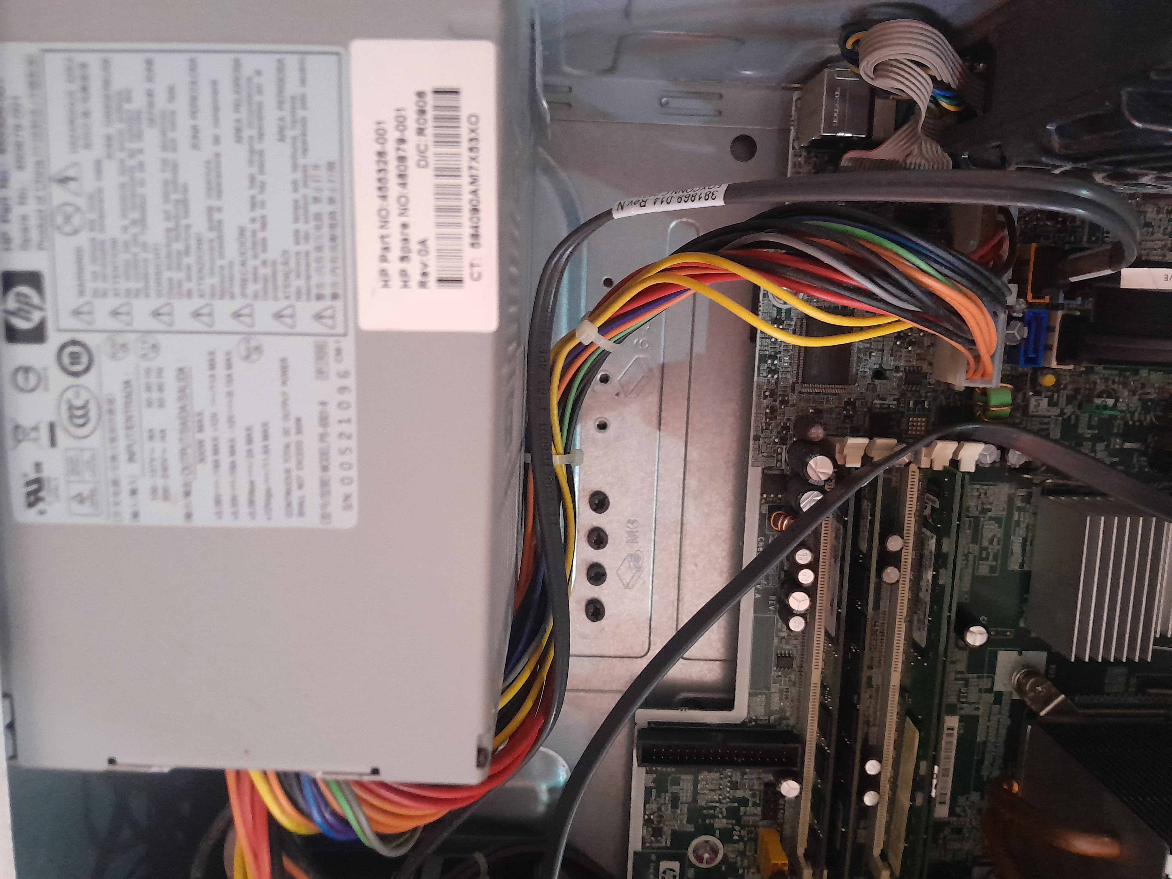 Pc hp 5800 Core2duo 4gb hdd 160