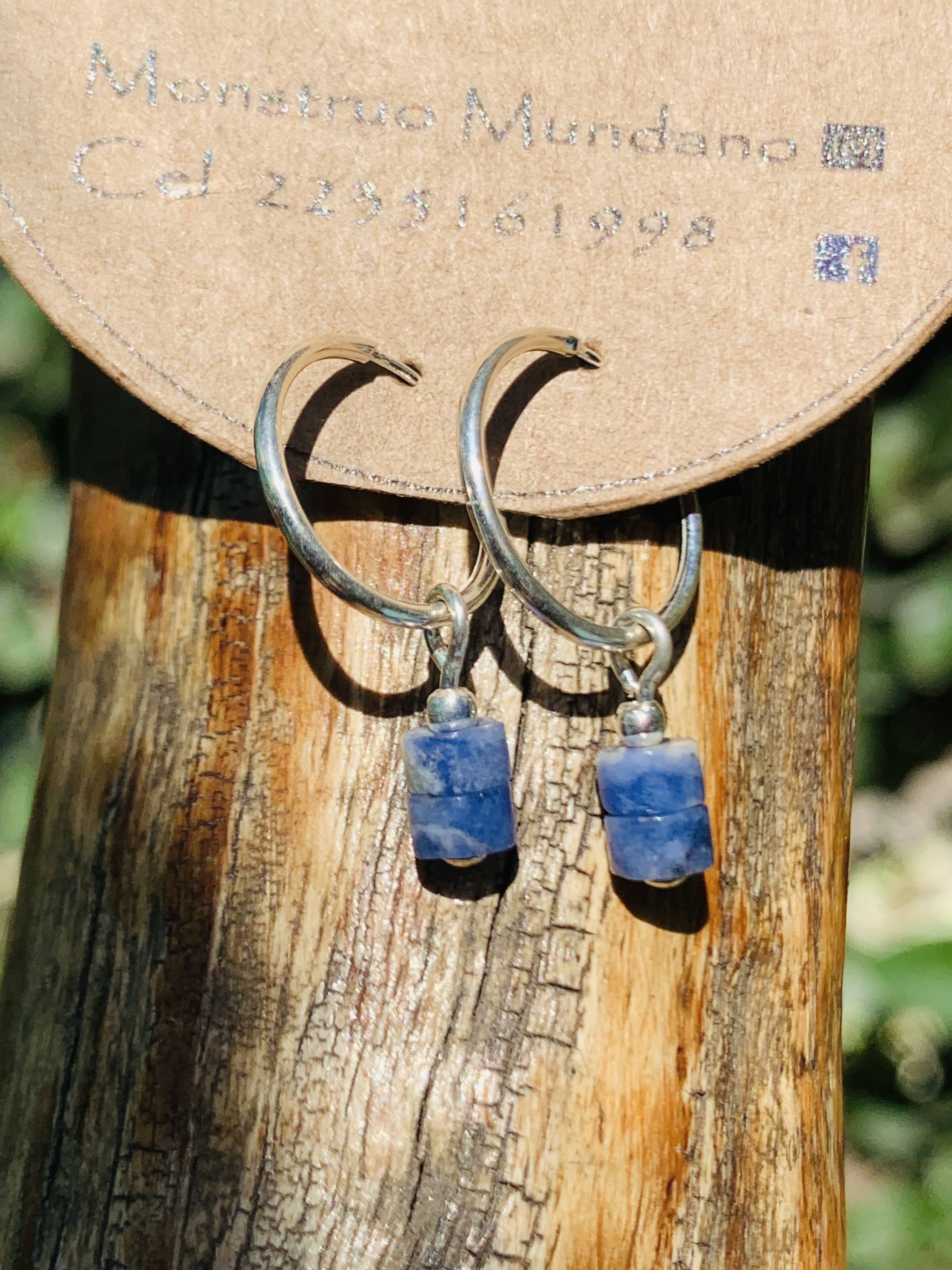 Argollitas de plata y sodalita