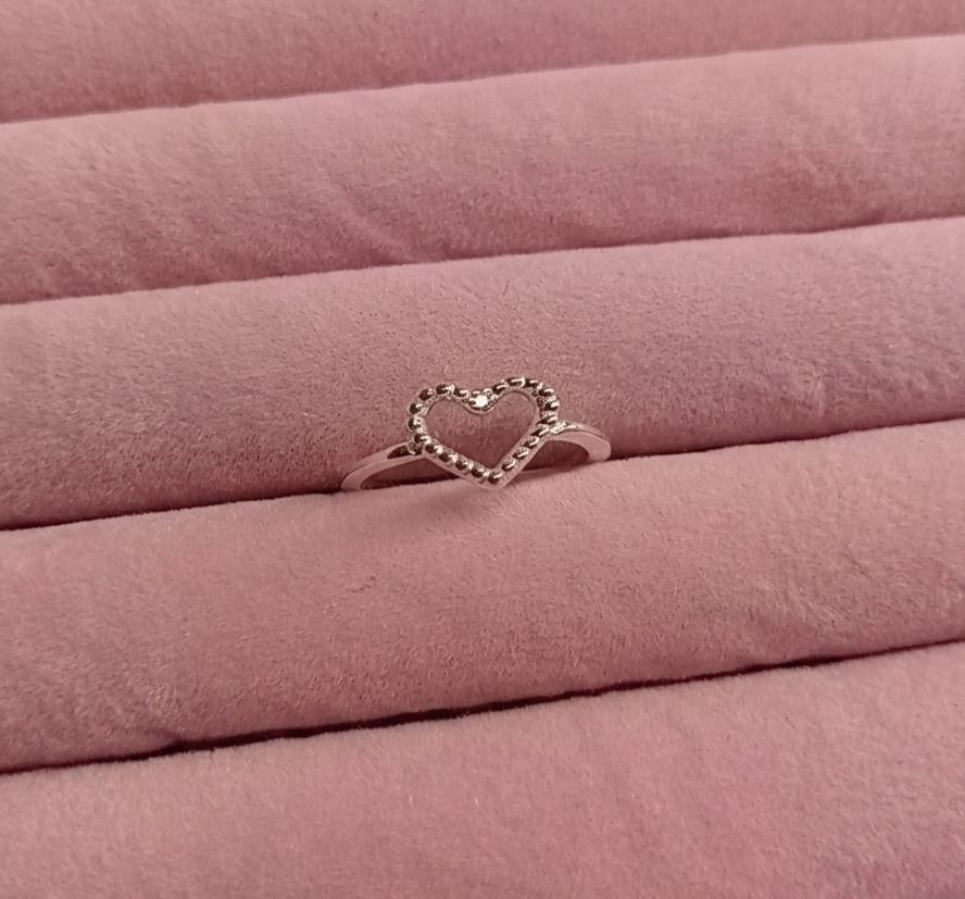 Anillo corazon calado