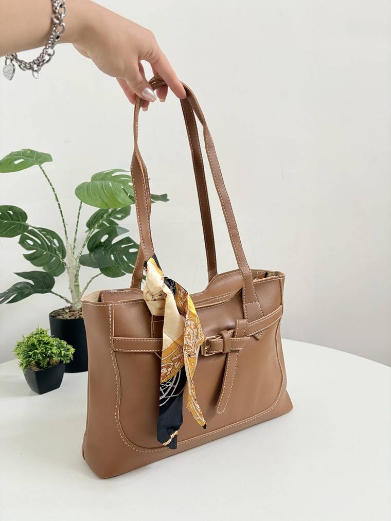 Zaira Camel